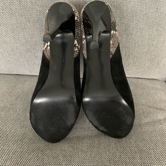 Guess suede peep toe with chains - Picture 3 of 6